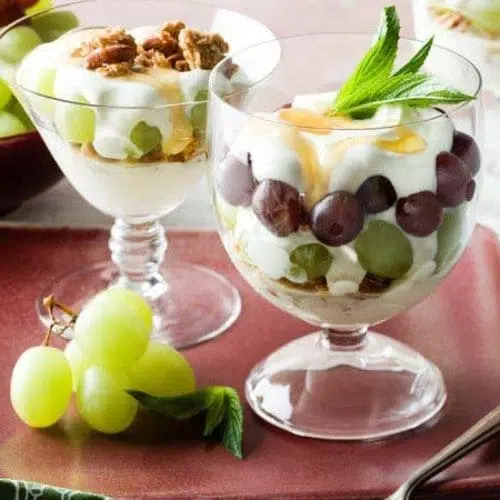 Greek Grape & Yogurt Parfait
